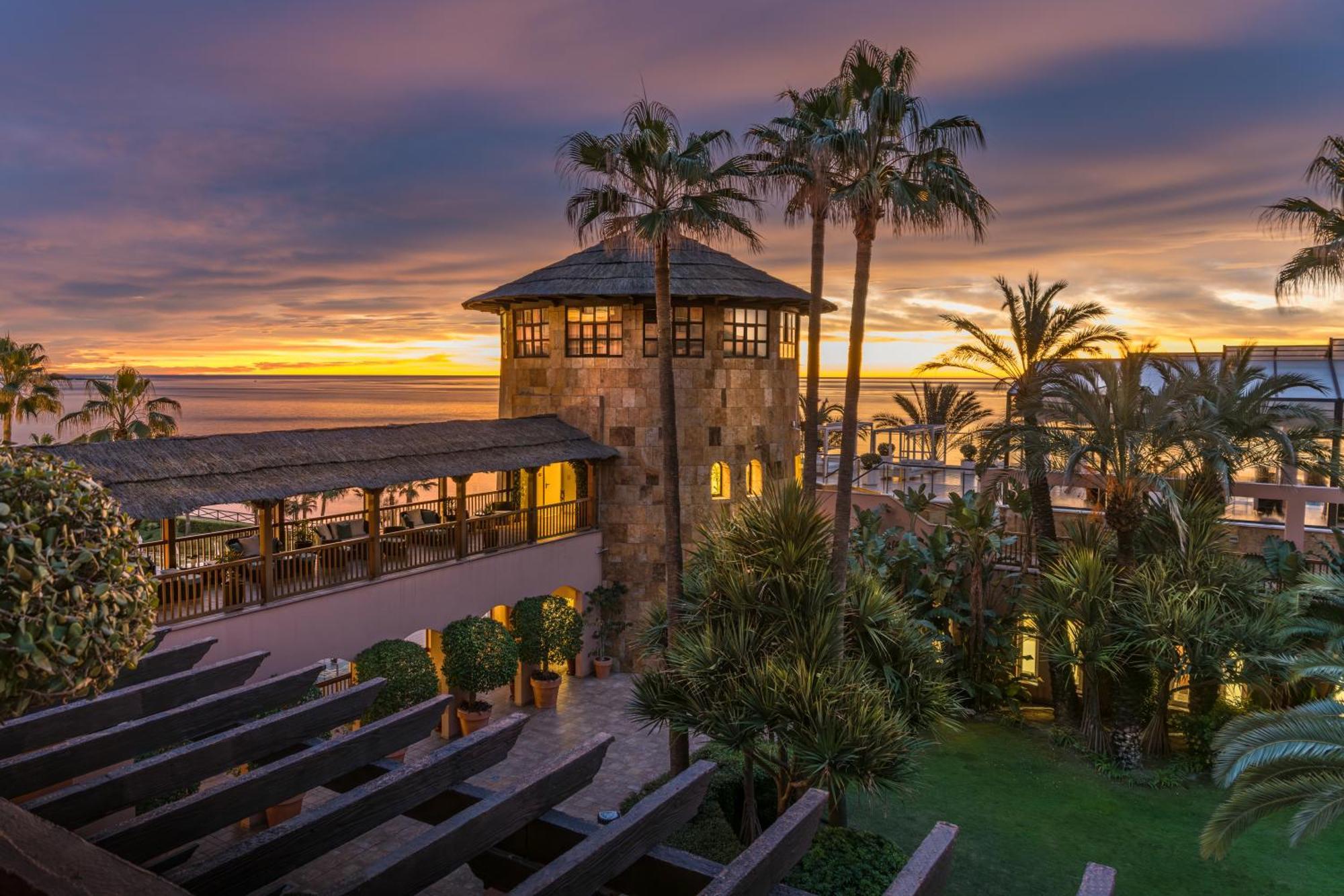 Elba Estepona Gran Hotel & Thalasso Spa Bagian luar foto