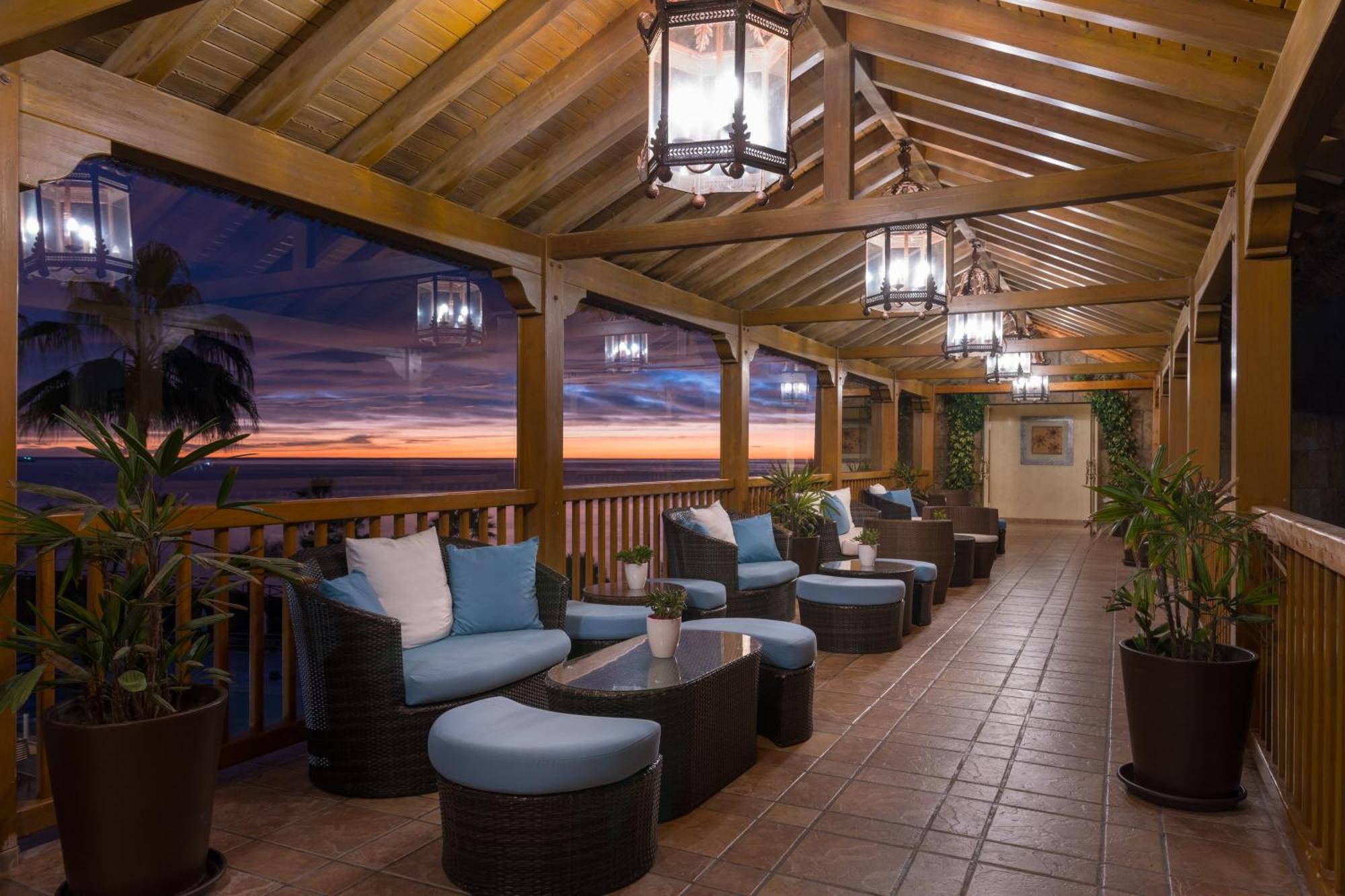 Elba Estepona Gran Hotel & Thalasso Spa Bagian luar foto